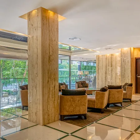 Turim Av. Liberdade מלון 4*