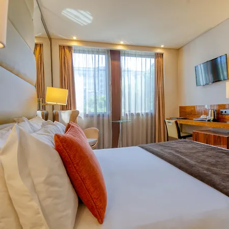 Turim Av. Liberdade Лиссабон