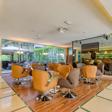 Отель Turim Av. Liberdade Лиссабон