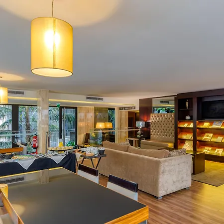 Turim Av. Liberdade Лиссабон