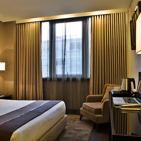 Turim Av. Liberdade Лиссабон