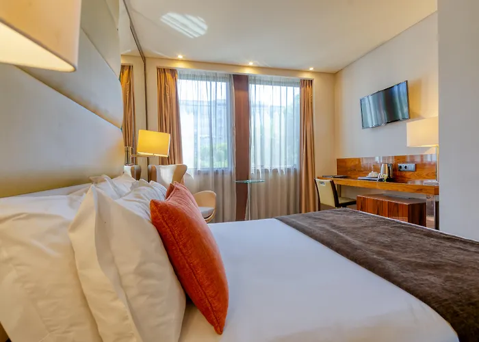 Turim Av. Liberdade ליסבון