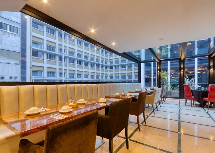 Turim Av. Liberdade מלון